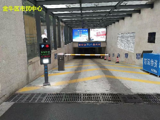 车牌识别系统中的硬识别和软识别有什么区别？