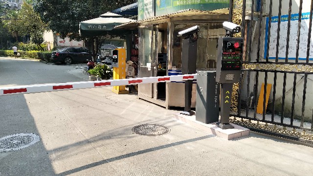 车牌识别系统的工作特点